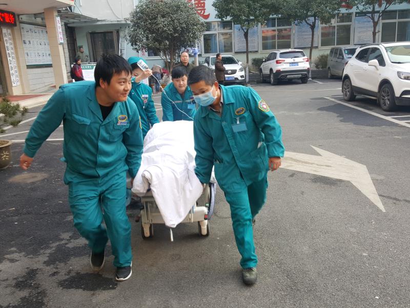 南阳卧龙医院成功抢救心脏骤停患者