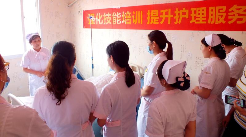 南阳丽人妇科医院开展急救技能培训