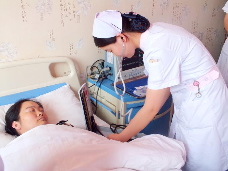 南阳丽人妇科医院开展急救技能培训