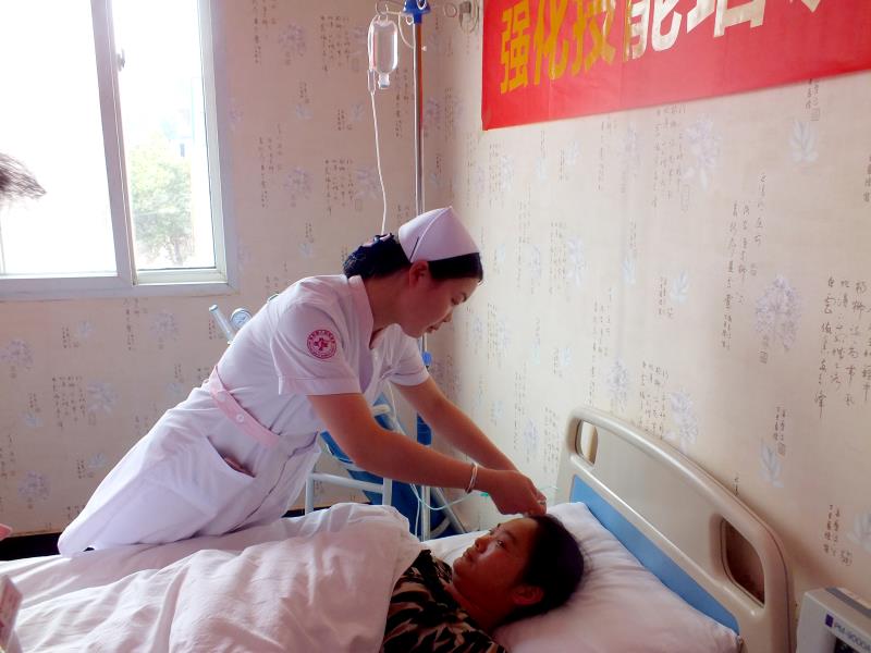 南阳丽人妇科医院开展急救技能培训