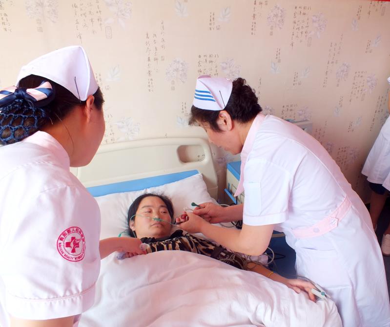 南阳丽人妇科医院开展急救技能培训