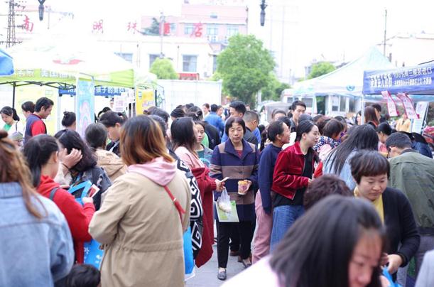 南阳圣玛：第五届母婴嗨淘节淘出好心情