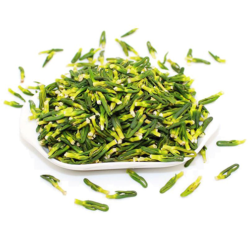 莲子莲心入膳，养心安神