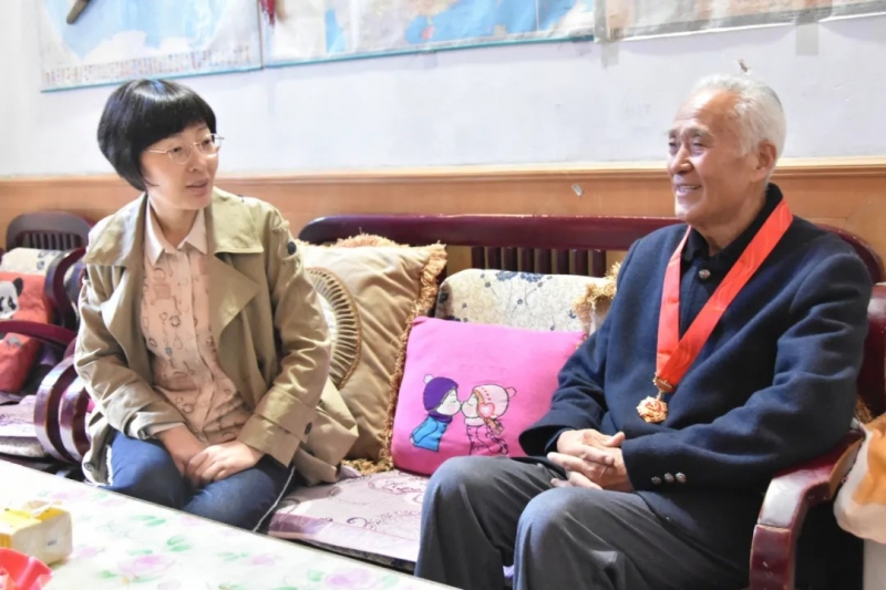 九九重阳节浓浓敬老情镇平县副县长马静看望慰问老年人