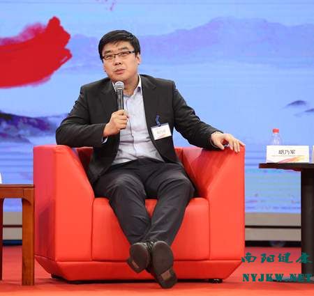 专家建议调整税收来弥补养老...