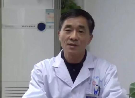 南阳市眼科医院主任医师王绪保告诉你所不知道的白内障那些事