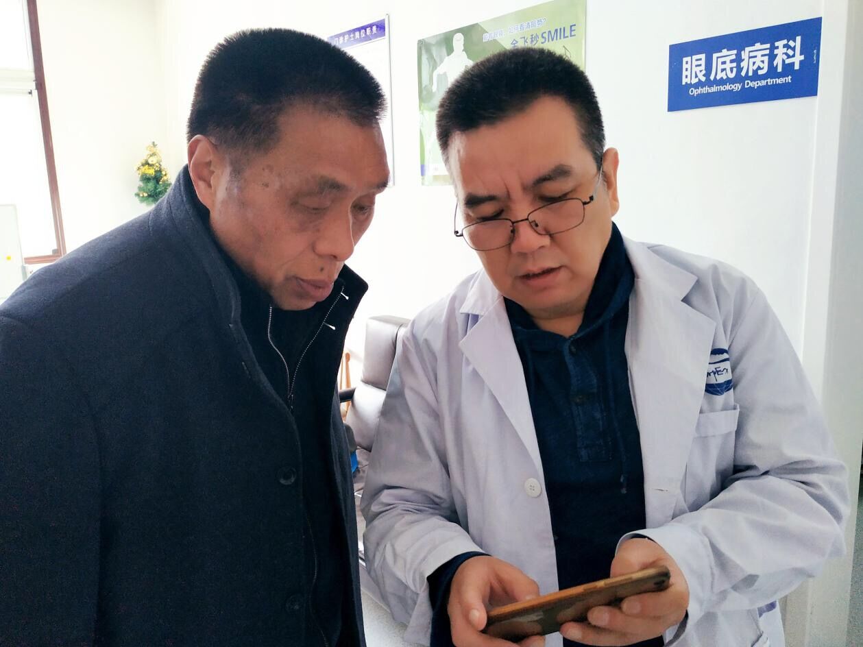 中国百强名医、白内障眼科专家刘保松坐诊日