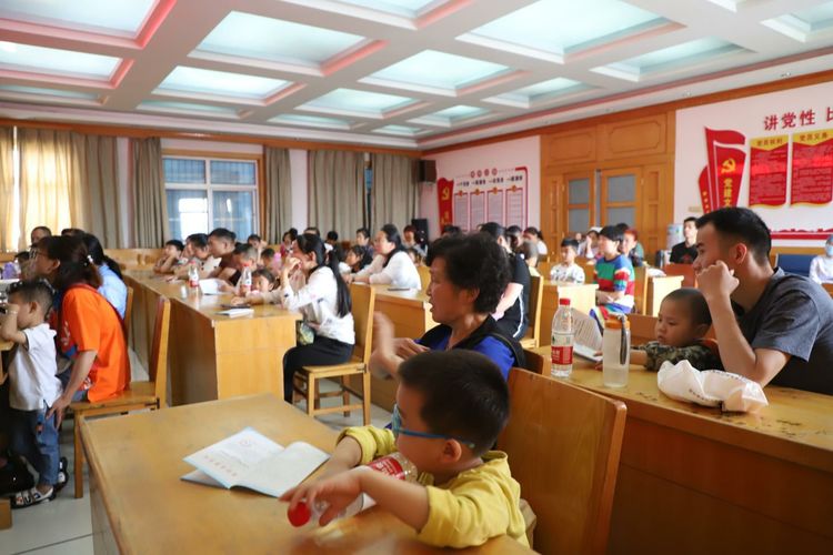 健康口腔 微笑童年 南阳市口腔医院举办庆”六一”公益活动