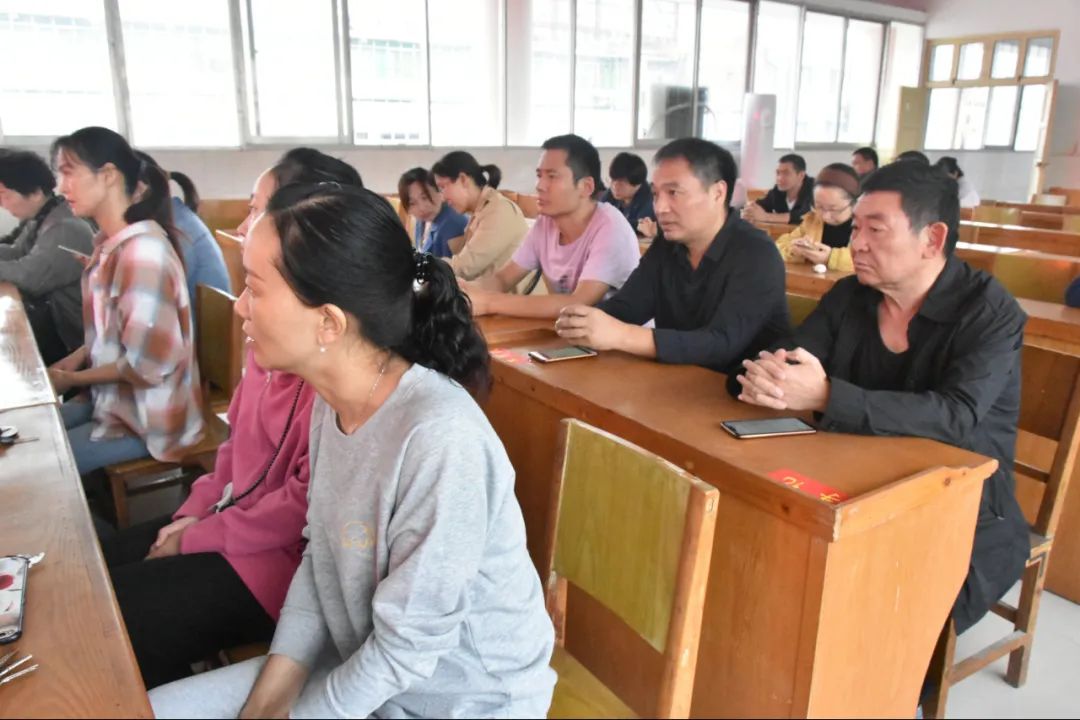 镇平县卫健委召开中秋、国庆“双节”廉政建设工作恳谈会