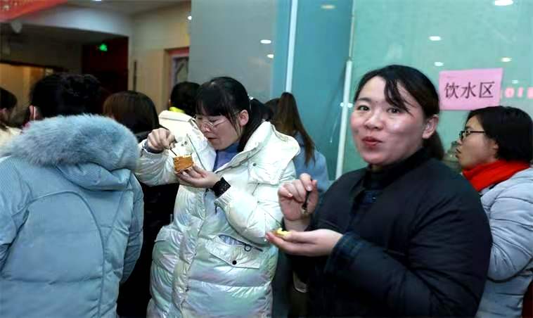 河南成向公司10周年庆典暨成视康商学院成立大会在南阳隆重举行