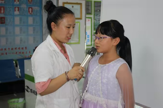 防控学生近视的楷模——王娟