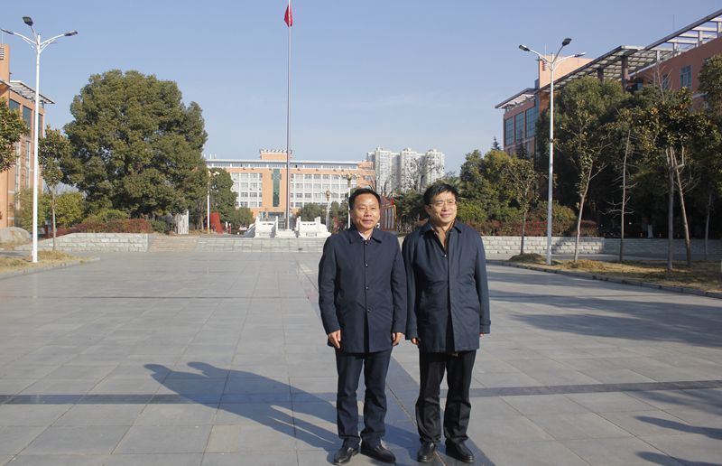 传承发展仲景文化 聚力建设中医药强市——国家中医药局局长于文明调研南阳中医药工作