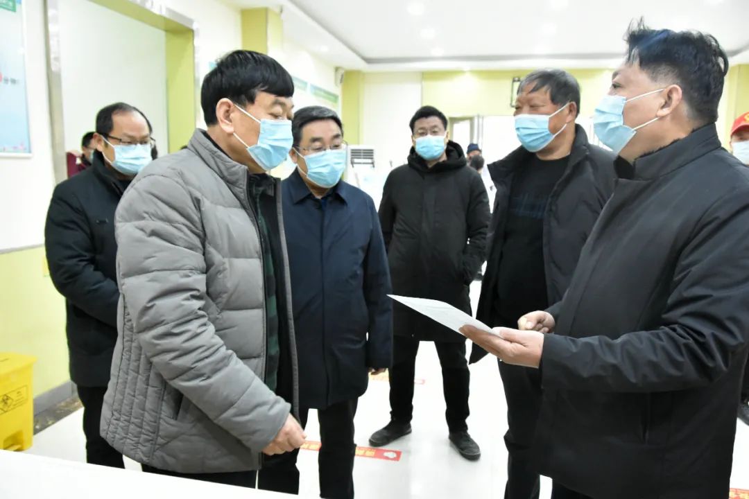 镇平县首针新冠疫苗昨日开打