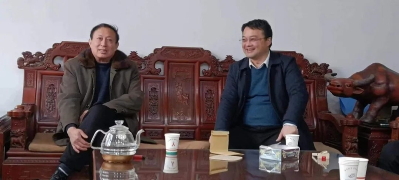 春节慰问送温暖 党政关爱进万家——镇平县卫健委开展迎新春慰问老干部活动