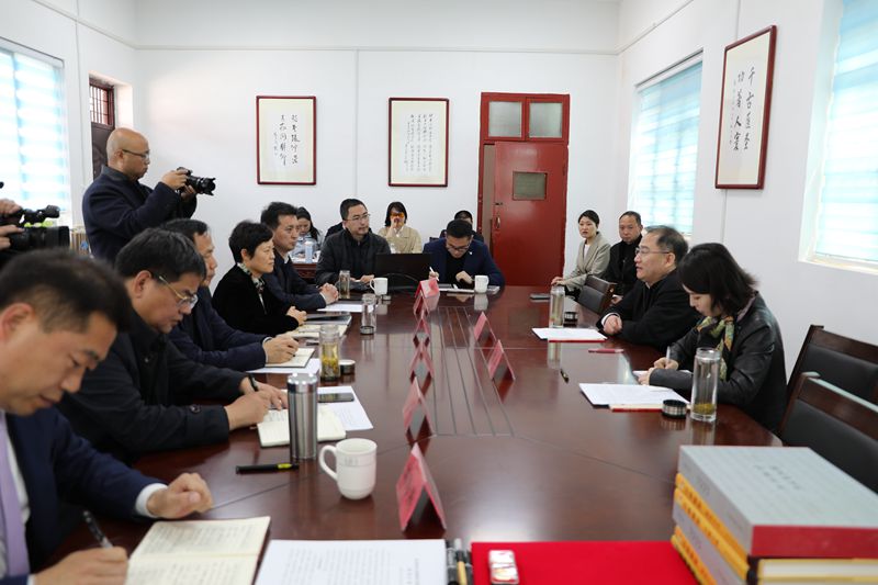 国家中医药博物馆馆长杨荣臣莅宛调研南阳医圣祠文化园建设项目