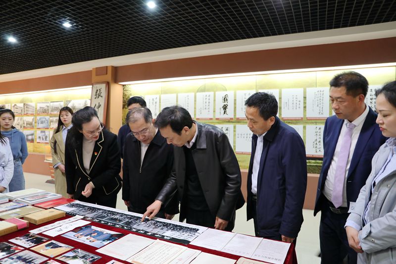 国家中医药博物馆馆长杨荣臣莅宛调研南阳医圣祠文化园建设项目