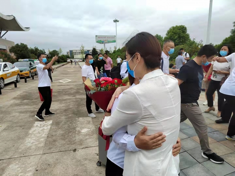 顶疫情逆行出征 迎金风载誉而归 ——南阳市第十批援疆医疗人才凯旋归来