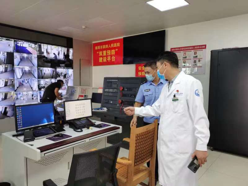 第五届中国国际进口博览会在国家会展中心（上海）举行，众多首发首展的新科技、新成果、新展品吸引关注的目光