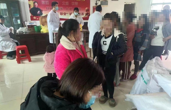 镇平县开展外来务工人员HIV检测及防艾知识宣传活动