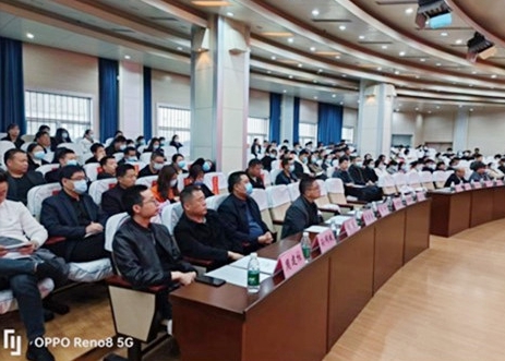 豫西南胸部肿瘤高峰论坛暨全国胸部肿瘤基层培训活动启动仪式在南阳方城拉开帷幕