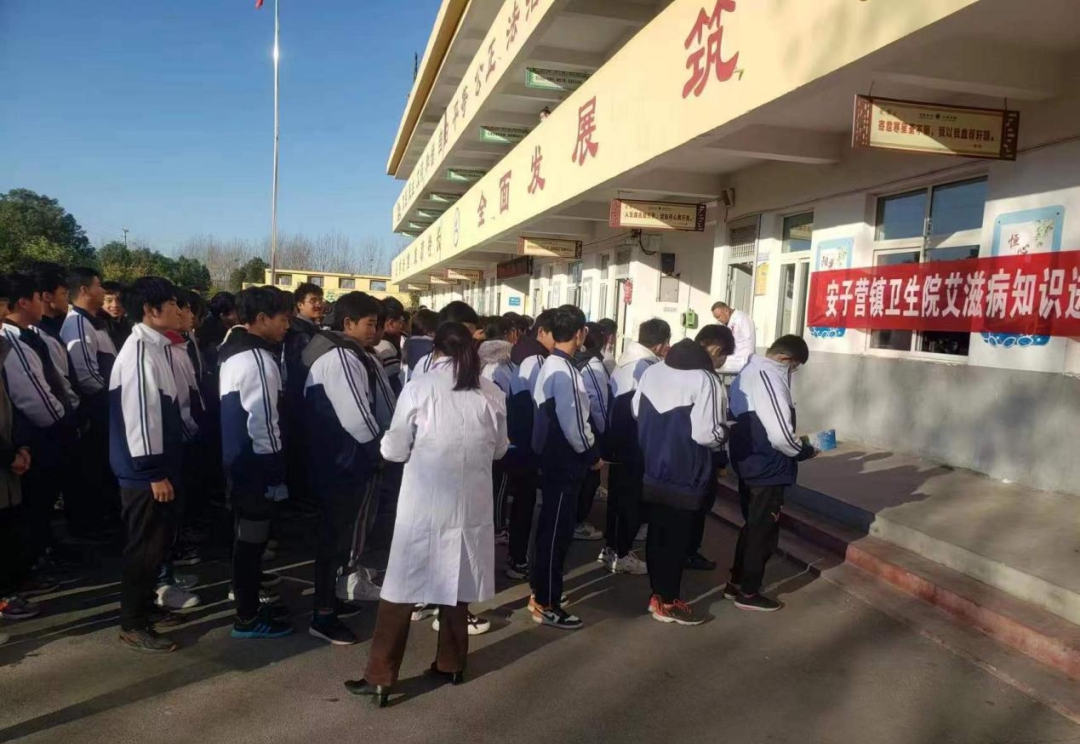 最美医护奋斗者—镇平县安字营镇卫生院艾防办主任姜克恩
