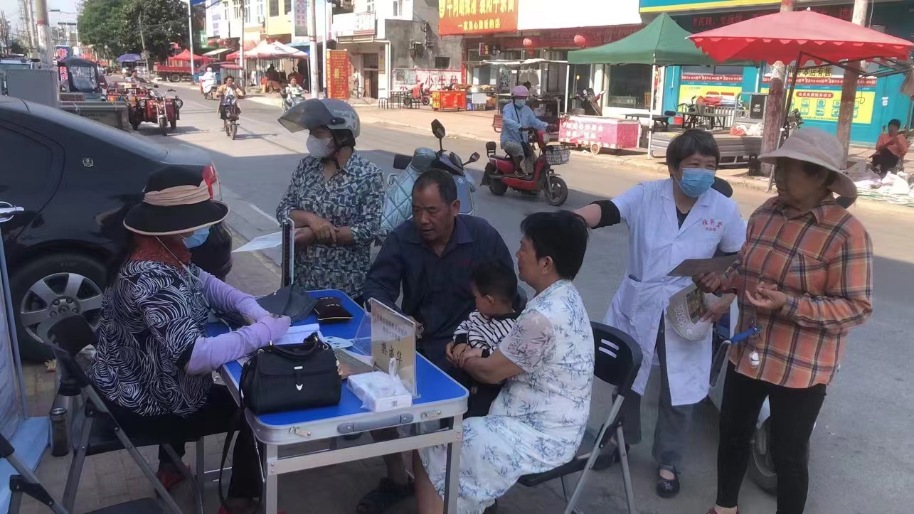 南阳祯华堂义诊活动走进卧龙区潦河镇