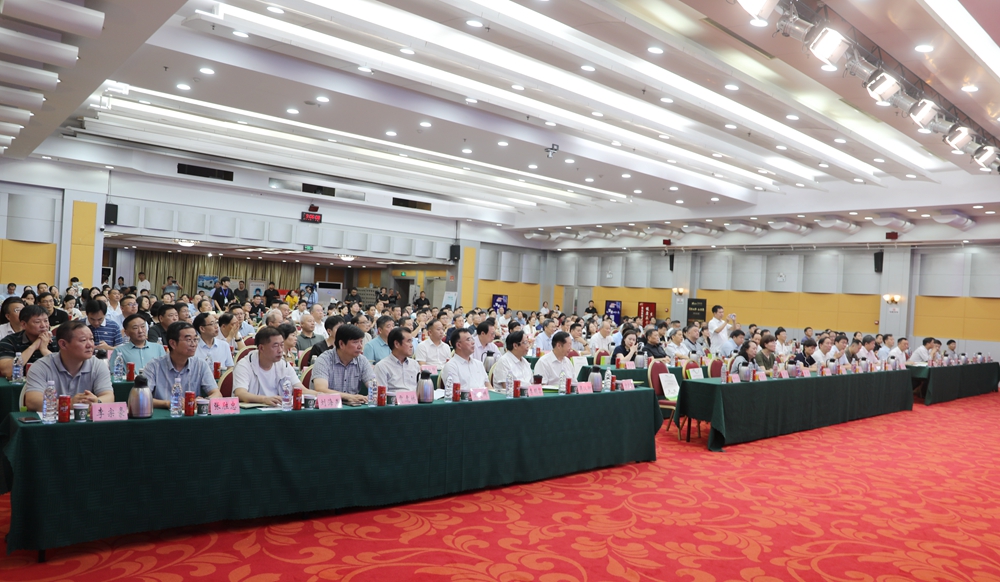 发挥桥梁纽带作用 办好15件实事——南阳市仲景健康产业发展促进会代表大会召开
