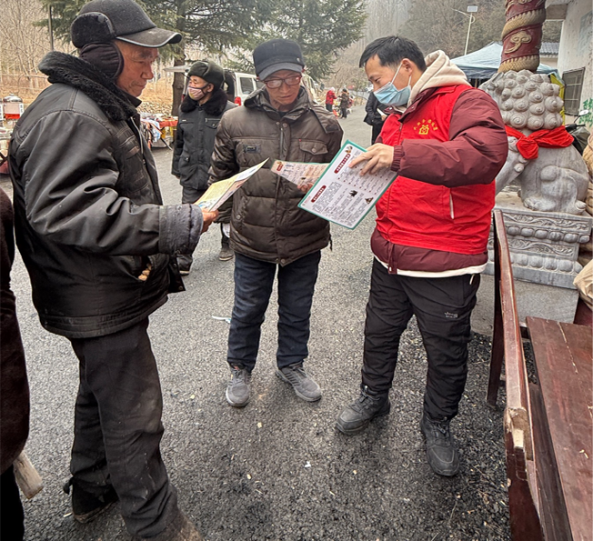 内乡县板场乡卫生院中医药健康宣传进庙会